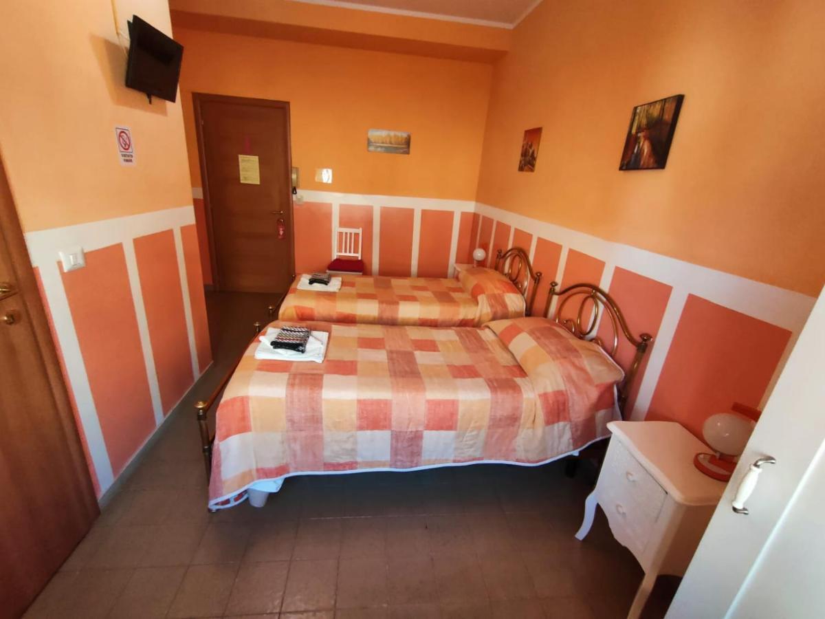 Hotel Serenella Turin Exteriör bild