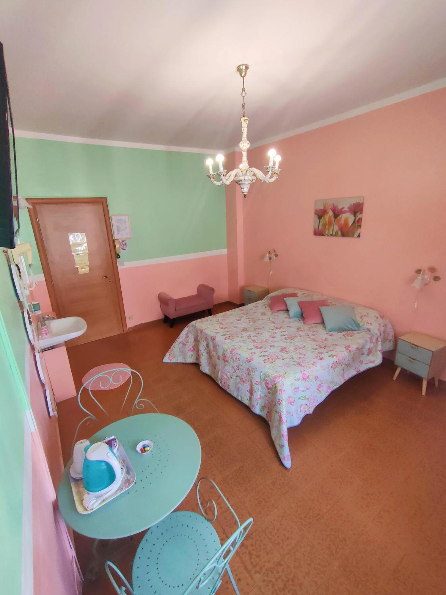 Hotel Serenella Turin Exteriör bild